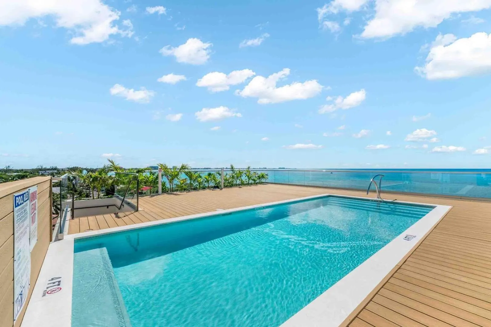 The Sands 5 West Bay 0*,  Isole Cayman